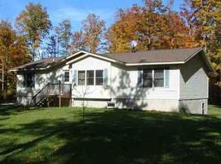 10873 Us Highway 41 S, Skandia, MI 49885