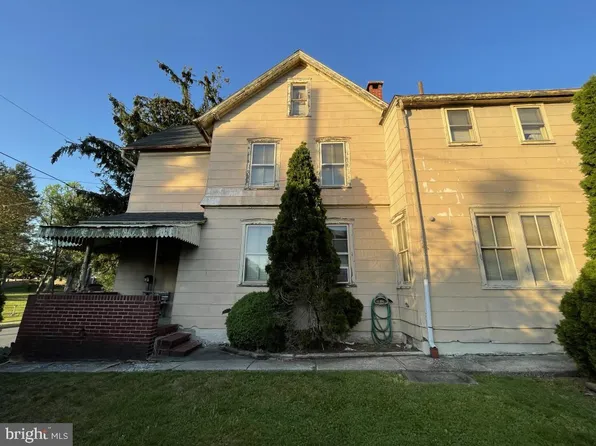 752 Spruce St, Pottstown, PA 19464