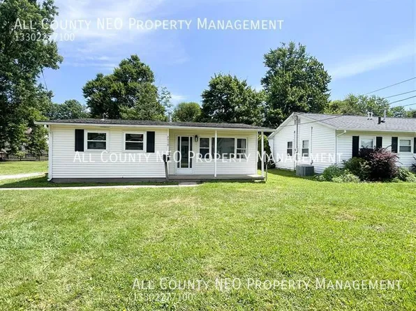 2470 Center Ave, Alliance, OH 44601