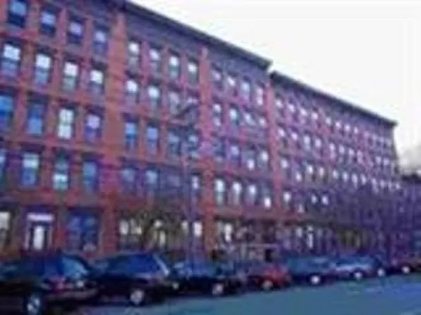 1115 Willow Avenue image 1 of 8