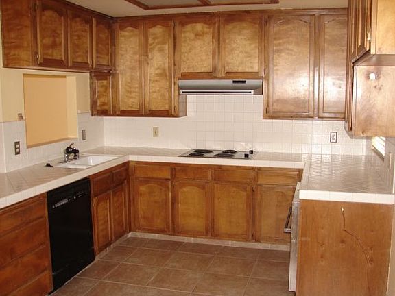 2nd image of 6223 N Carica Ave