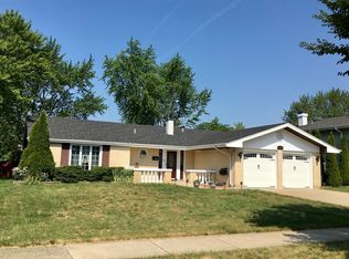 1310 Meyer Rd, Hoffman Estates, IL 60169