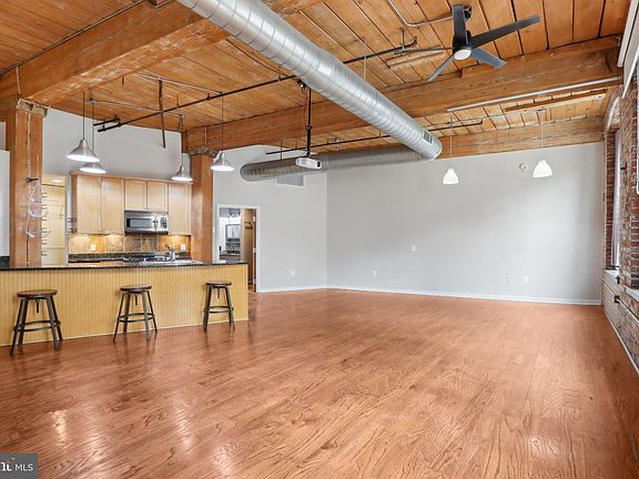 5th image of 1147 N 4th St Unit 2E
