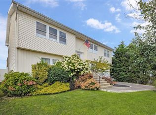 3607 Ocean Ave, Seaford, NY 11783