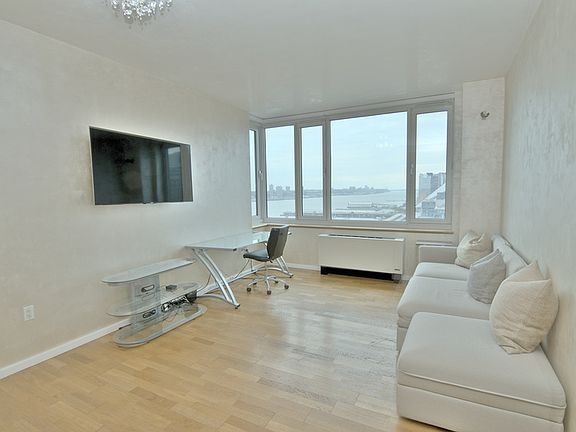3rd image of 635 W 42nd St APT 22B