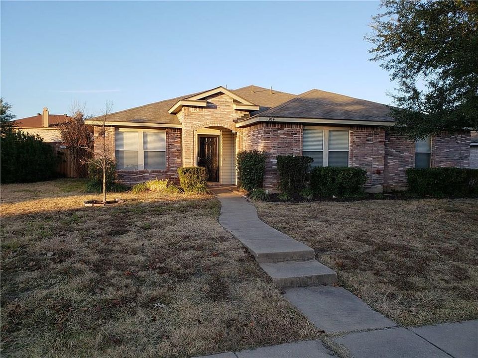 1st image of 1304 Scottsdale Dr
