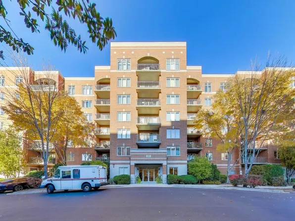 370 S Western Ave APT 505, Des Plaines, IL 60016