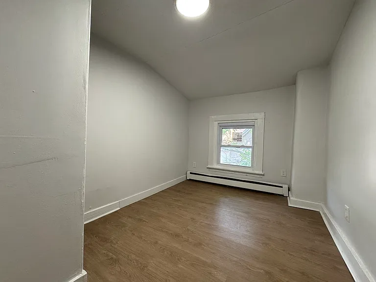 55 Thompson St #2L — Photo 13