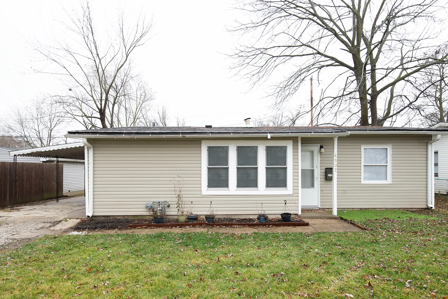 4507 Bertrand Rd photo 1
