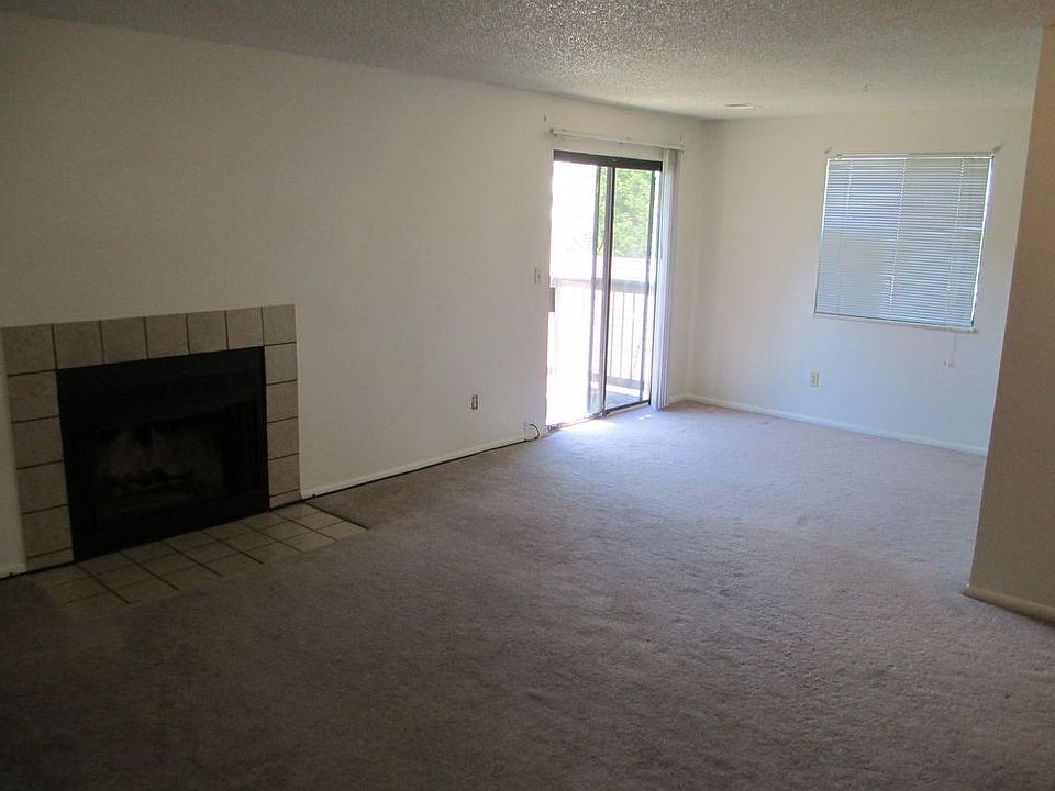 2nd image of 3041 S Ursula Cir