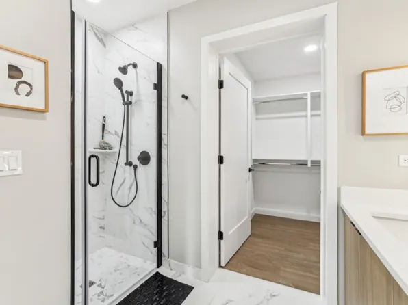 5 Port Imperial Boulevard image 22 of 108