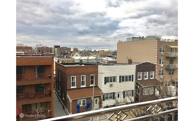 Rented by Douglas Elliman | media 32