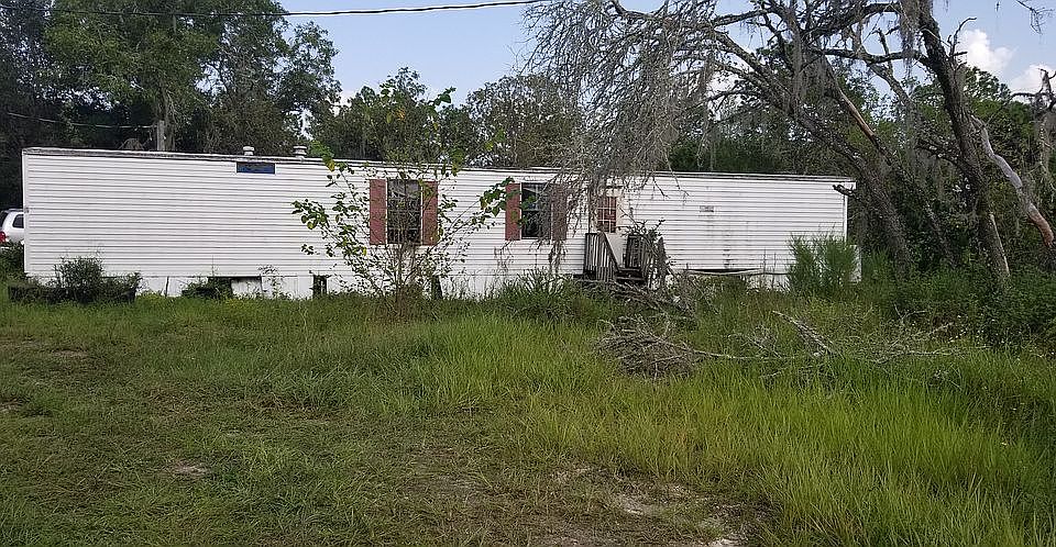 1st image of 5851 NE 107th Ct
