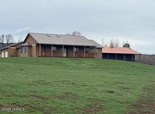 565 N Fork Rd, Yakima, WA 98903