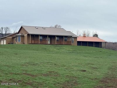 565 N Fork Rd, Yakima, WA, 98903