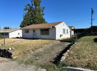 309 E 8th St, Warden, WA 98857