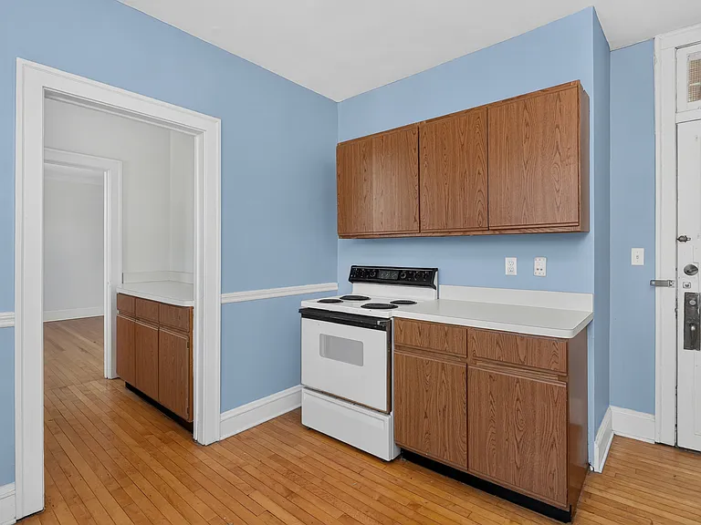 438 N Main St #N — Photo 10