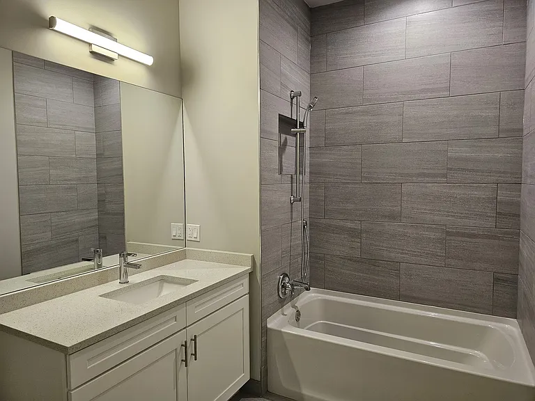2807 S Halsted St #310 — Photo 17