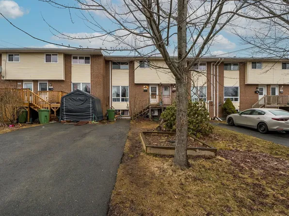 541 Arklow Dr, Halifax, NS B2W 4Z5