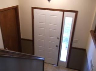 3717 Robin Ln, Saint Joseph, MO 64506