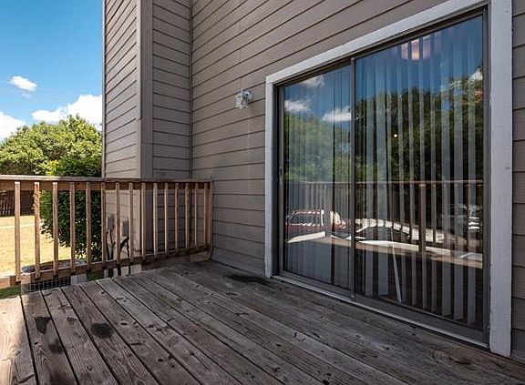 3rd image of 5616 Emerald Forest Dr APT 111