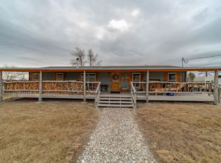 180 E Main St, Ferron, UT 84523