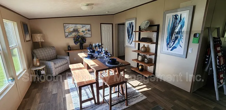 7812 Fleetwood Dr — Photo 4