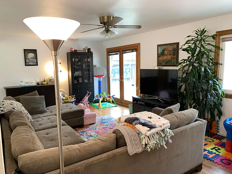 891 Mango Ave — Photo 7