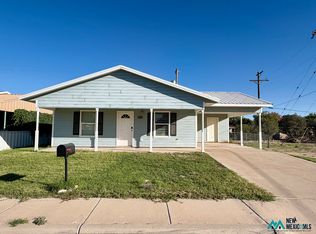 316 W Runyan Ave, Artesia, NM 88210
