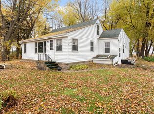 9295 270th St W, Morristown, MN 55052