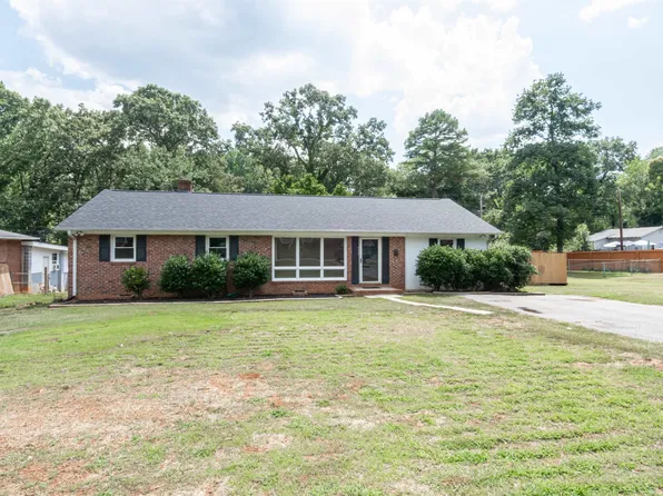 112 Anita Dr, Spartanburg, SC 29302