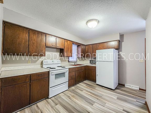 3rd image of 1708 NW 2nd St