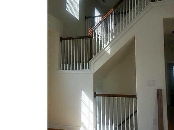 4th image of 901 Arkley Dr