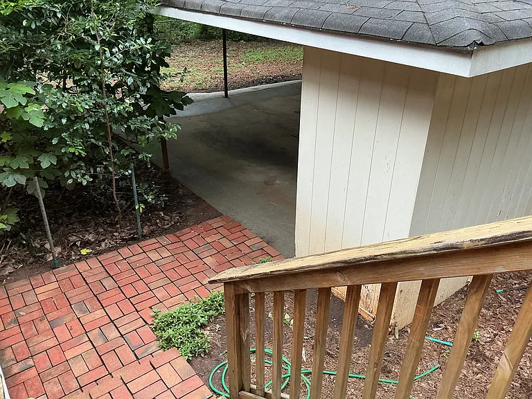328 Hilderbrand Dr — Photo 14