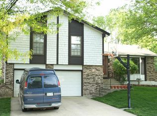 1822 E 152nd Ter, Olathe, KS 66062