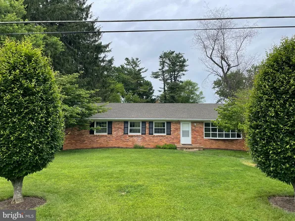 112 Blue Ridge St, Warrenton, VA 20186