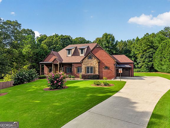 3rd image of 50 Brookview Pl
