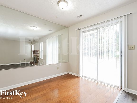 4th image of 8062 Creekstone Way