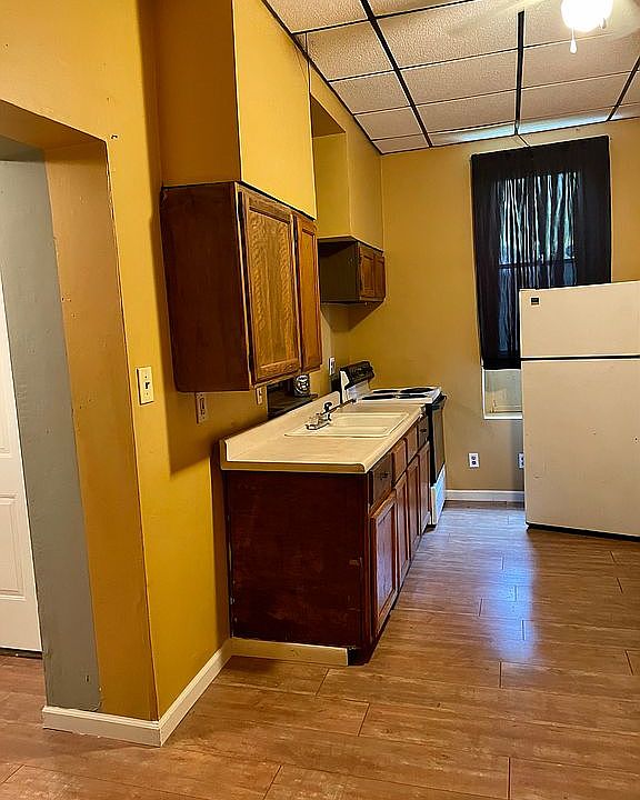 1st image of 3215 Blair Ave
