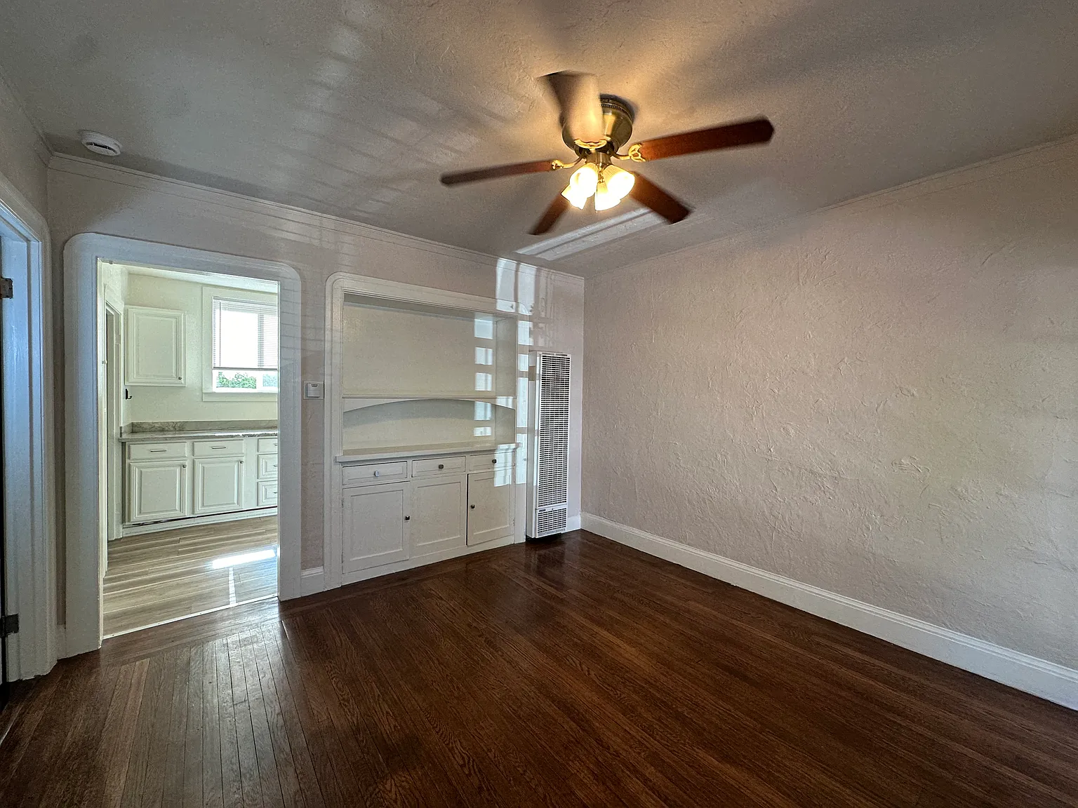 802 Richardson St — Photo 3