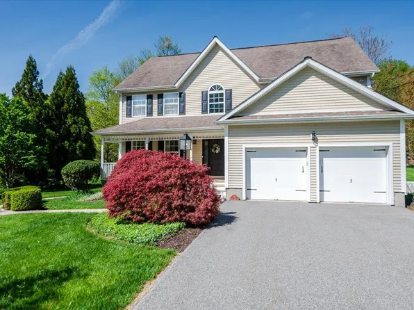 10 Meadow Sweet Road, Cortlandt Manor, NY 10567