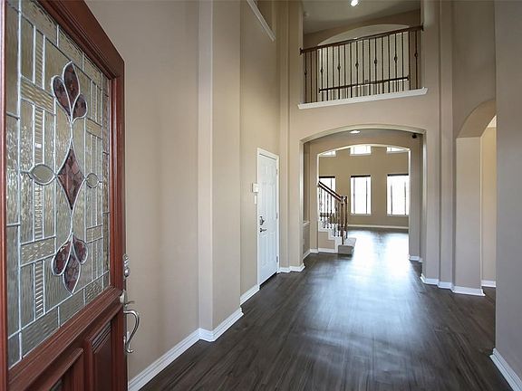 3rd image of 10702 Barker Lake Ct