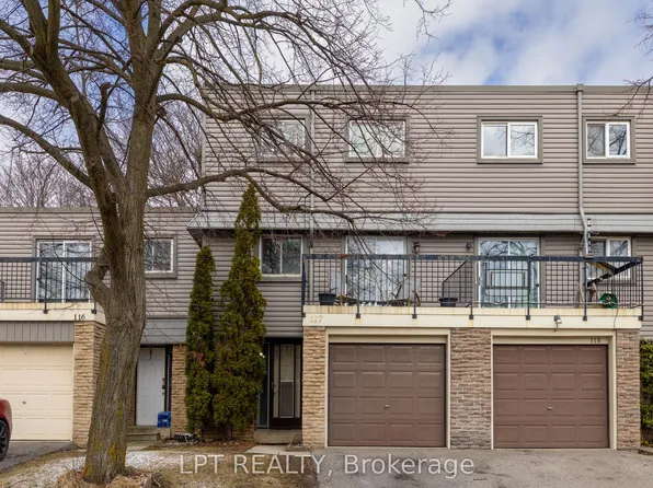 2315 Bromsgrove Rd #117, Mississauga, ON L5J 4A6