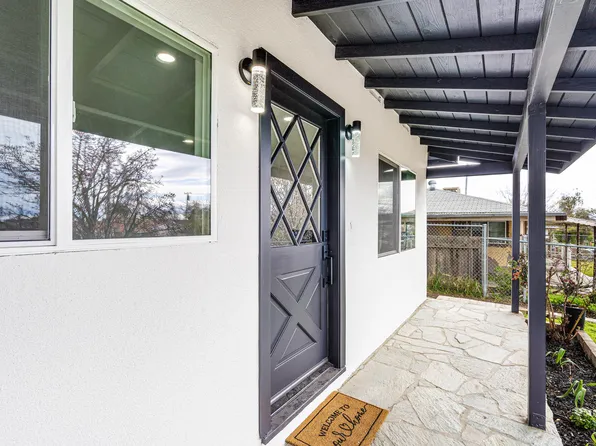 2317 Lynwood Street, Bakersfield, CA 93306