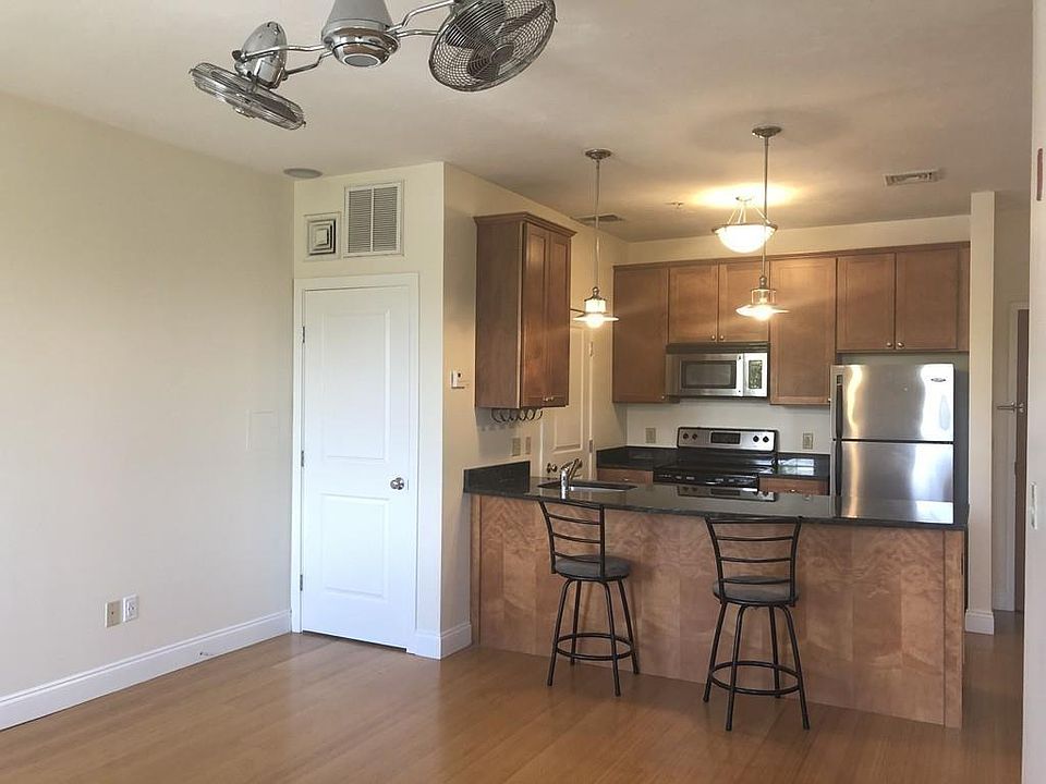 1st image of 35 Wyman St APT 301
