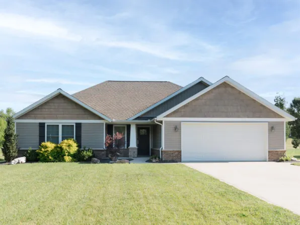 4282 W Thomas Ct, Jasper, IN 47546
