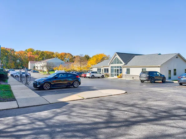 Brookbend Apartments