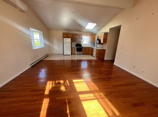 1036 Merillon Ave #2, Westbury, NY 11590