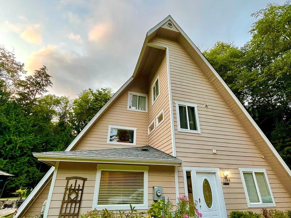 1st image of 1436 Puget Dr E