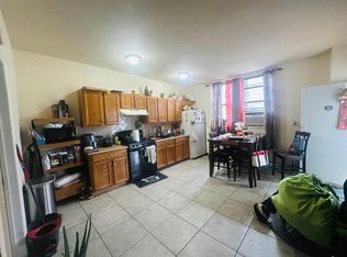 62-17 60th St #1H, Maspeth, NY 11378